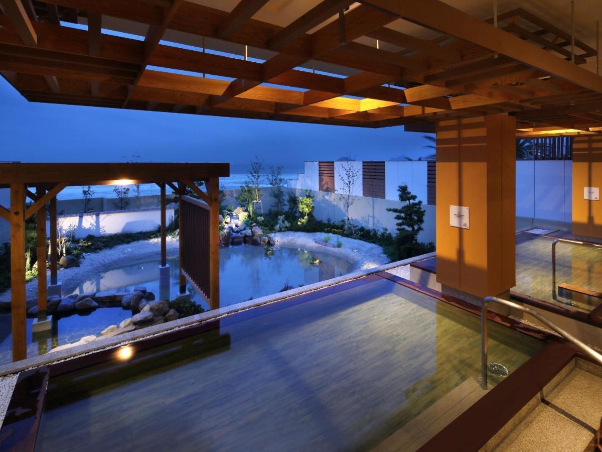 Kamogawa Grand Hotel Экстерьер фото
