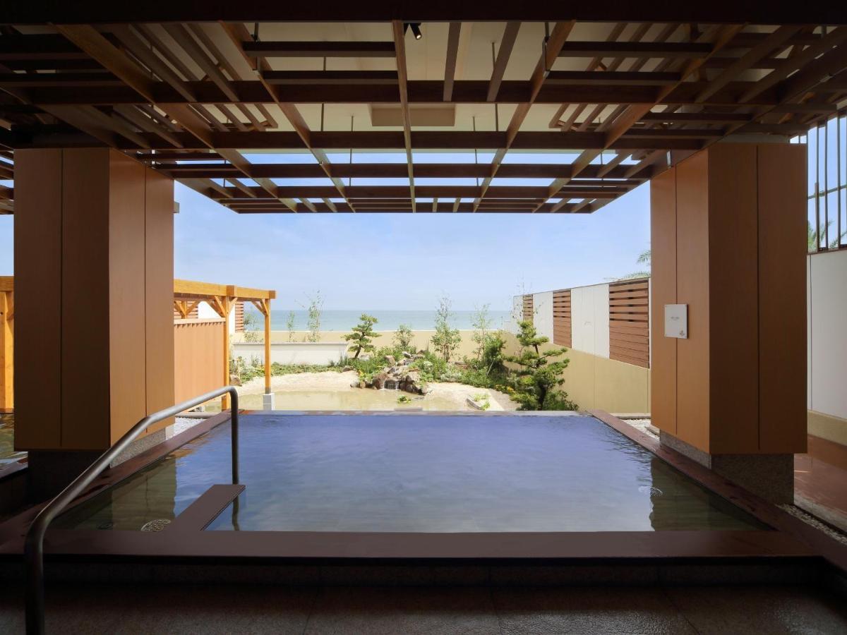 Kamogawa Grand Hotel Экстерьер фото