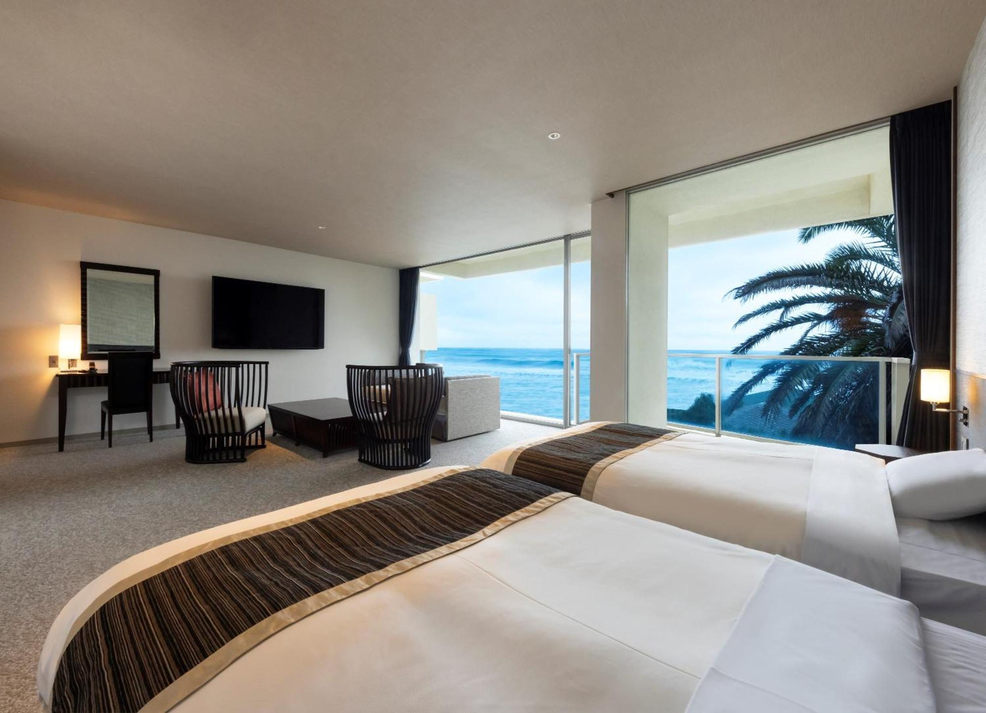 Kamogawa Grand Hotel Экстерьер фото