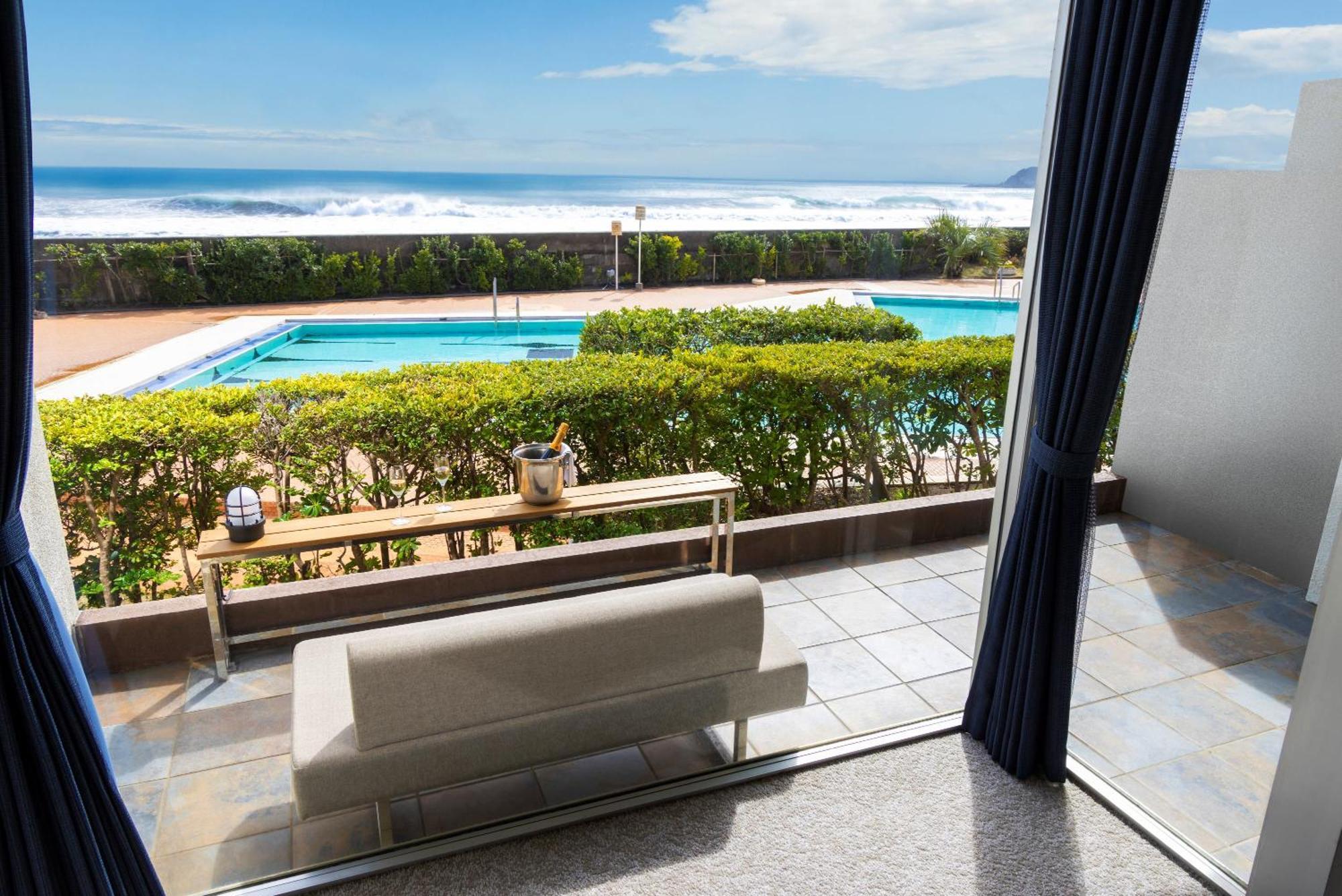Kamogawa Grand Hotel Экстерьер фото